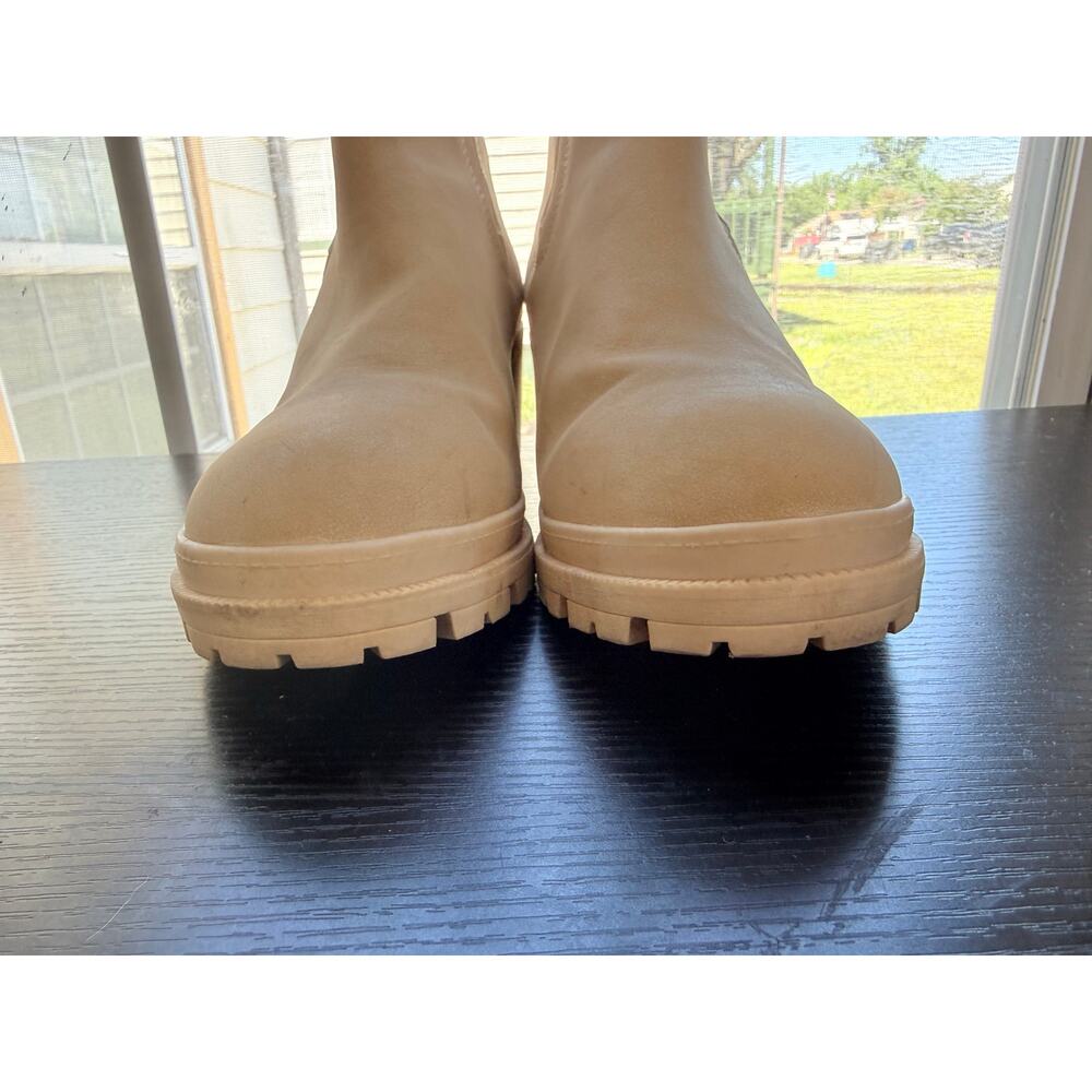 Shelley Beige Chunky Boots Block Heel Chelsea Ankle Boots Women’s Size 8.5 - Picture 6 of 11